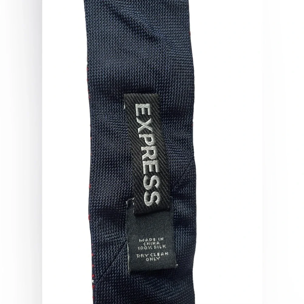 Express men’s Tie 100% silk